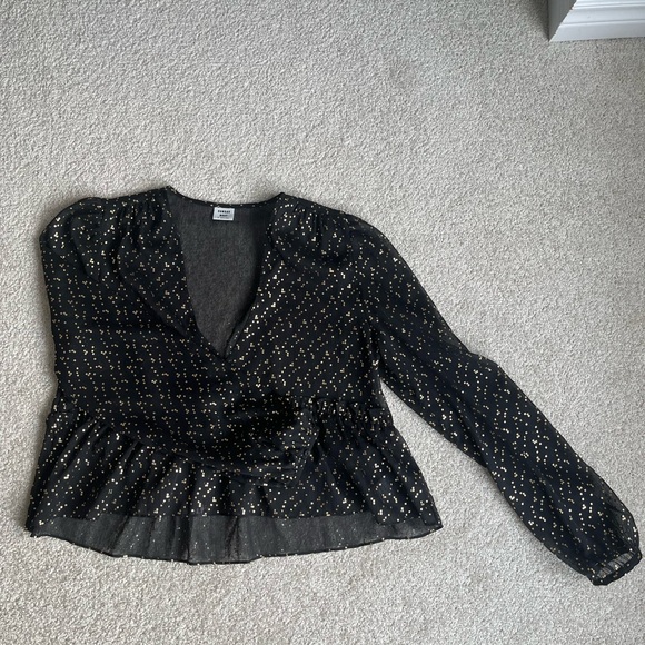 Aritzia Sunday Best sheer top - Picture 2 of 3